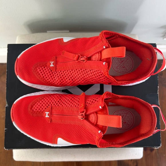 Nike Sneakers (Men’s 8/Women’s 9.5) - Picture 4 of 11